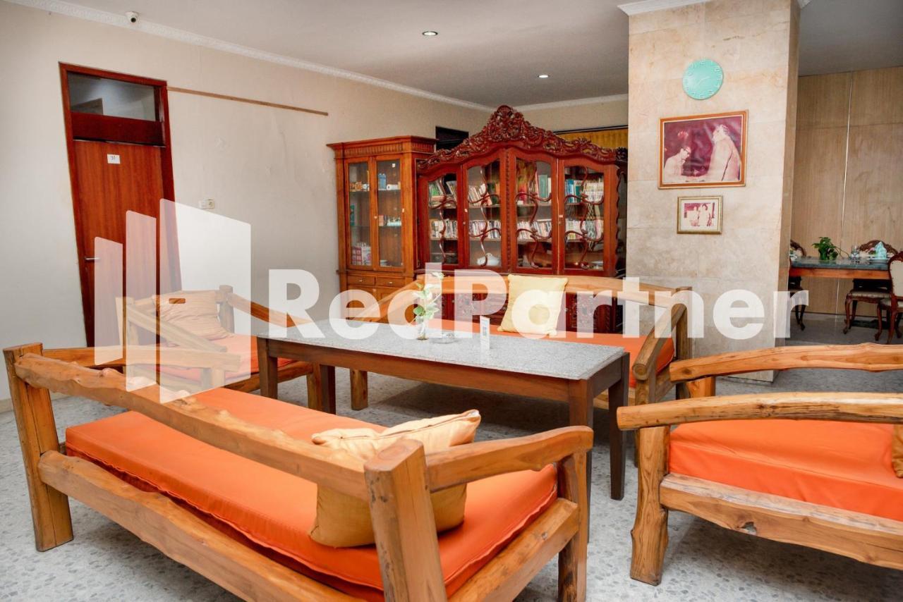 Hotel Mango House Semarang Redpartner Esterno foto