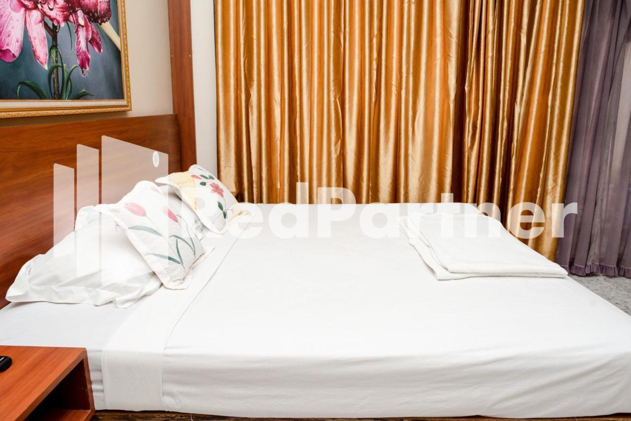 Hotel Mango House Semarang Redpartner Esterno foto